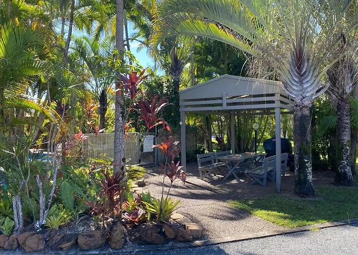Tin Can Bay Motel