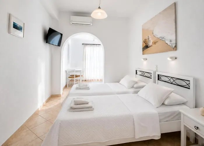 Eleftheria Hotel & Apartments