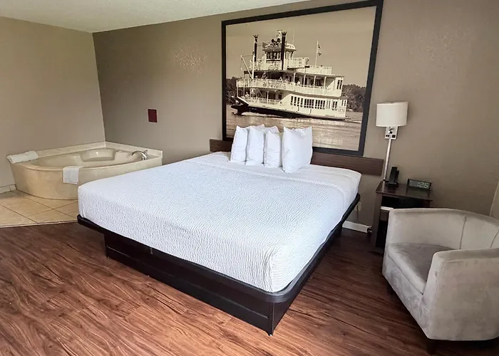 Harmony Hotel, Hernando