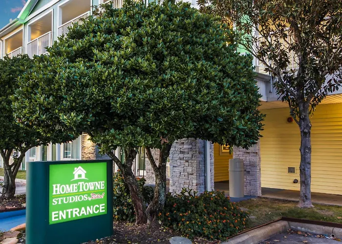 Hometowne Studios By Red Roof Houston - West Oaks - Energy Corridor