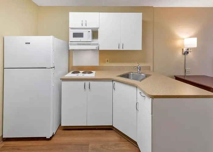 Extended Stay America Suites - Chicago - Gurnee