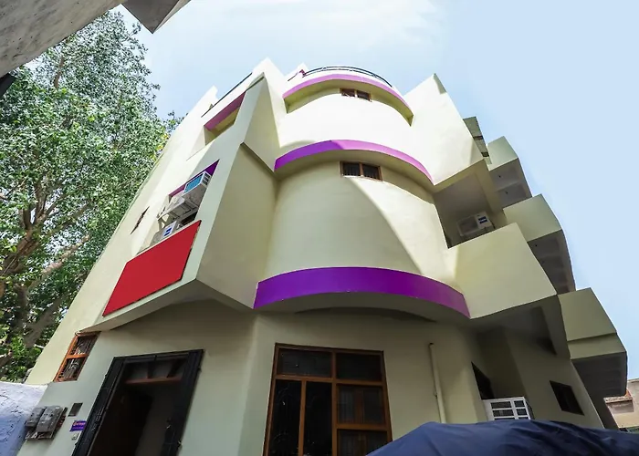 Hotel O Rishabh Guest House