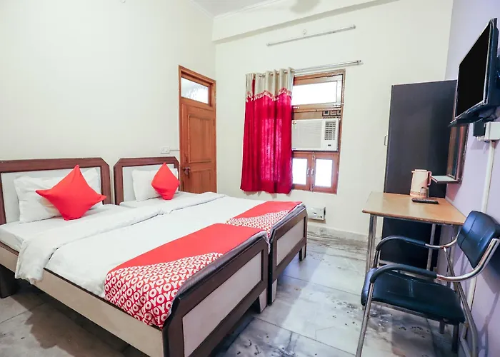 Hotel O Rishabh Guest House