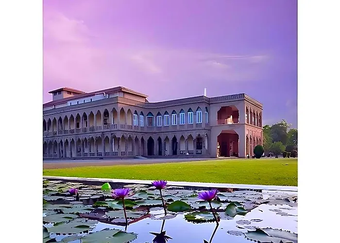 Nilambag Palace Hotel