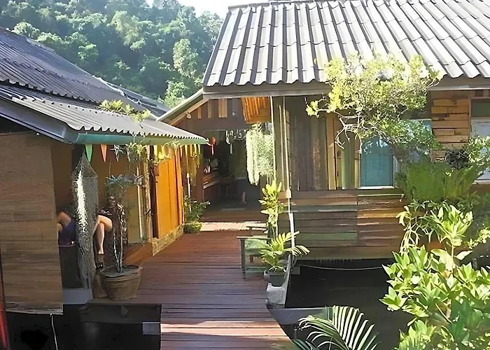 Bann Makok The Getaway