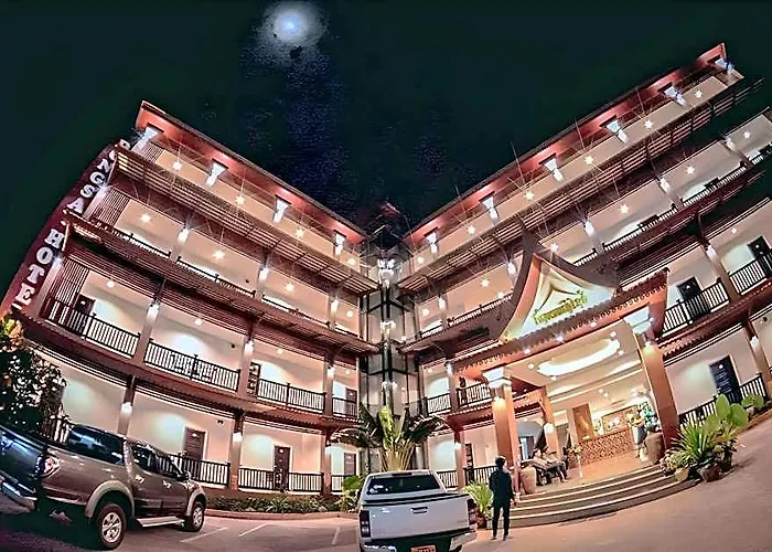 Dongsay Hotel Thakhek