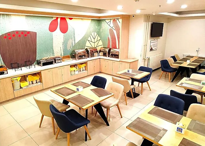 Hanting Hotel Dandong Railway Station