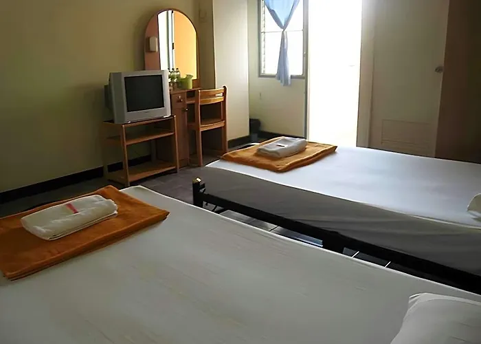 Pakchong Town Hotel
