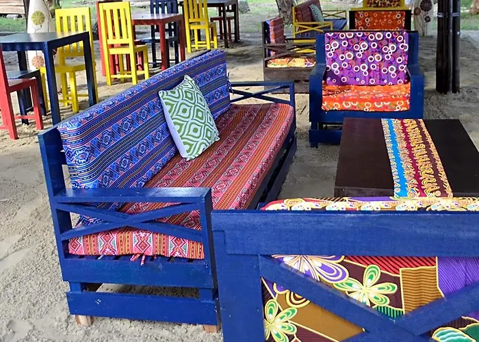 Peace & Love Beach Club Eco Boutique Resort