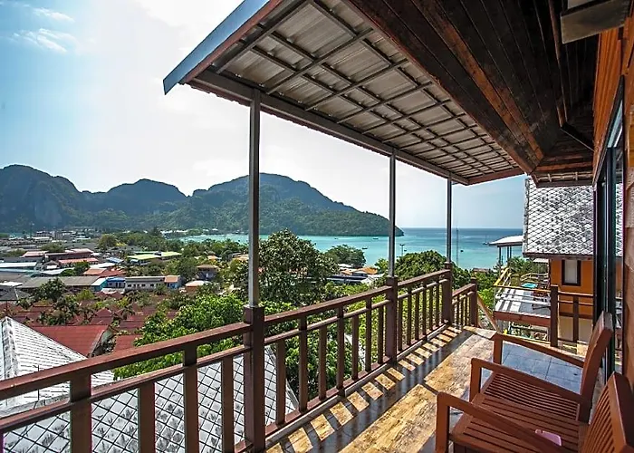 Phitarom Phi Phi Resort