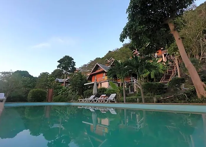 Phitarom Phi Phi Resort
