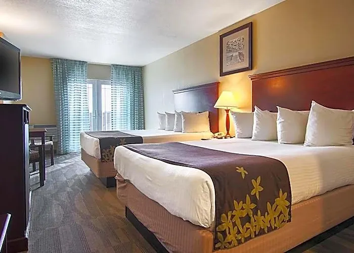Gold Leaf Hotel Of Dewey
