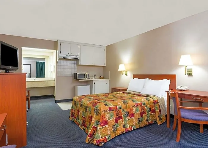 Knights Inn Elizabethtown