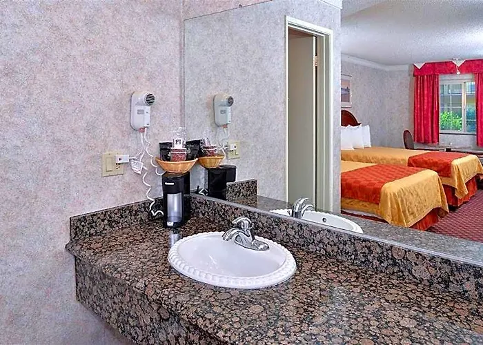 Americas Best Value Inn & Suites - Fontana