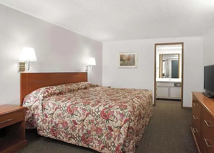 Knights Inn Pittston