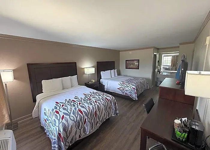 Days Inn By Wyndham Forrest City I 40