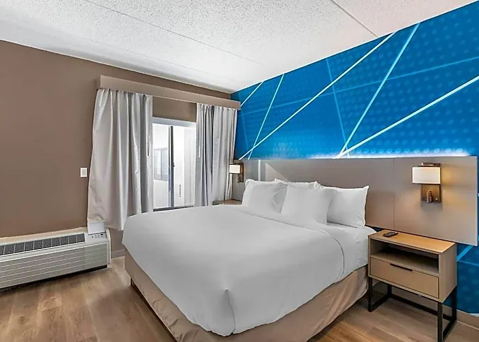 Comfort Inn & Suites Arlington Heights - Buffalo Grove