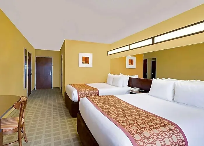 Microtel Inn & Suites By Wyndham Princeton
