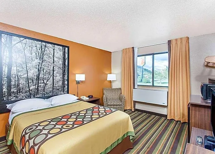 Super 8 By Wyndham Norton Va