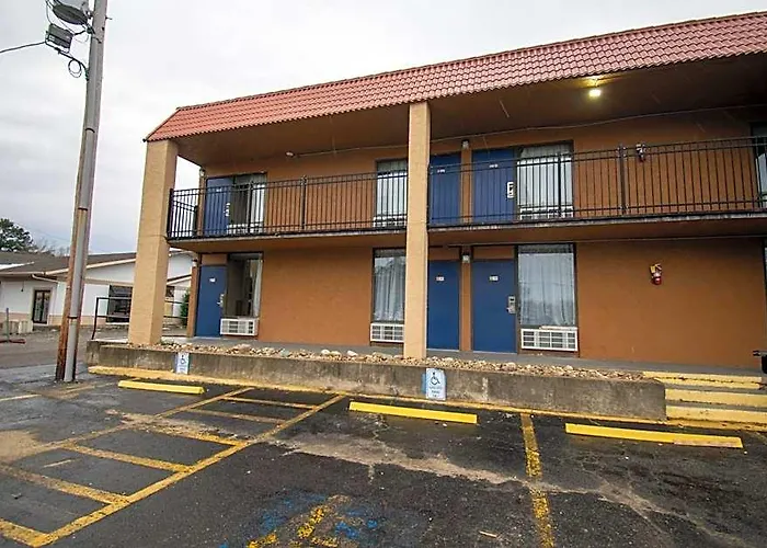 Economy Inn