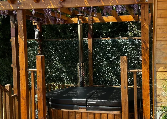 Southwell Retreat Glamping Pods