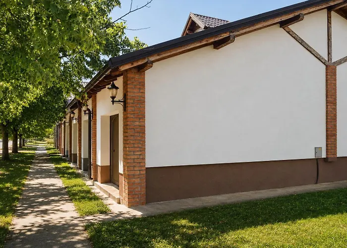 Semberski Salas Intergaj Hotel