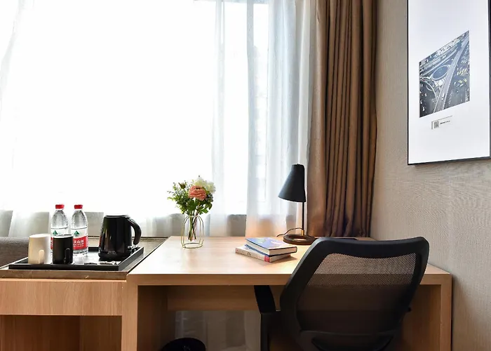 Atour Light Hotel Shenyang Tiexi Plaza Wanxianghui