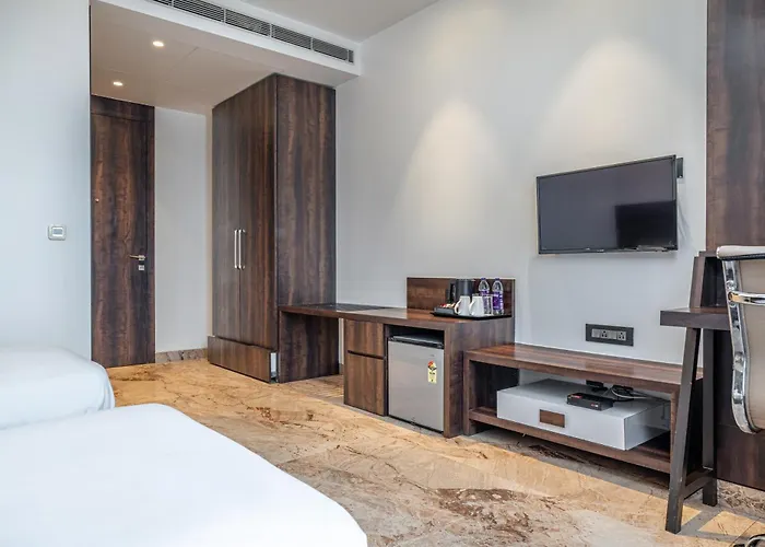 Econest Hotel