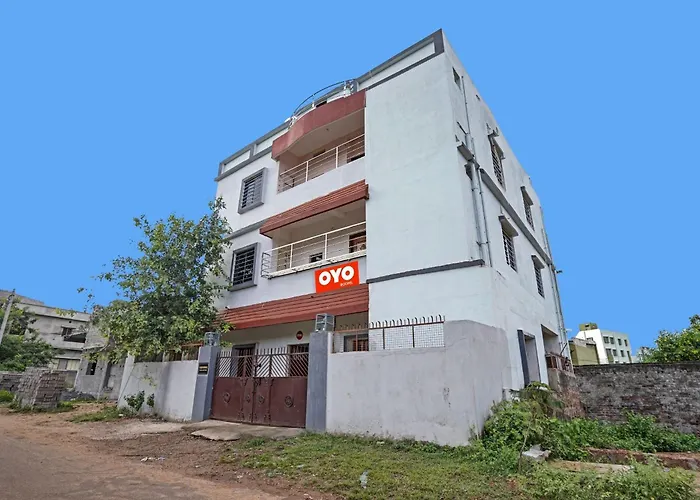 Hotel O Rabi Niwas