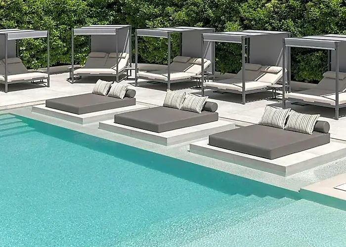 Blazer Suites Hotel