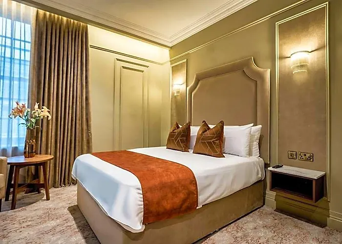 Walled City Hotel