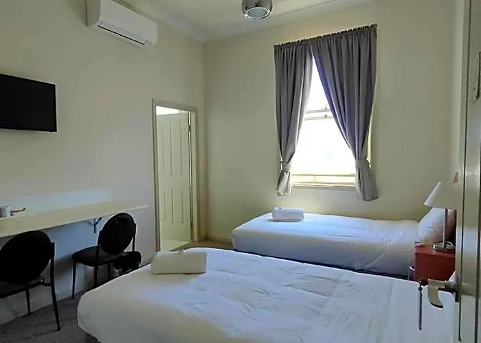 Kandos Hotel