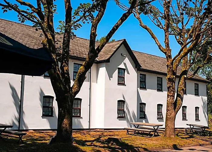 Coach & Horses Hotel
