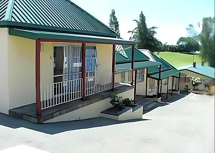 Townhouse Motel