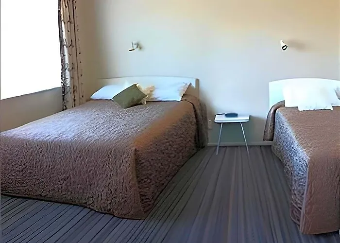 Blue Wave Motel