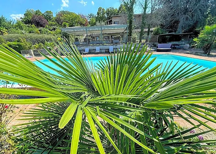 Sleeps 4 Apt 2 In Spoleto - Stunning Grounds Panoramic Views All Around You