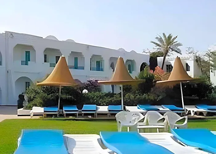 Cedriana Hotel