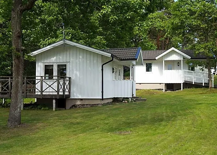 Cozy Holiday Home For 2