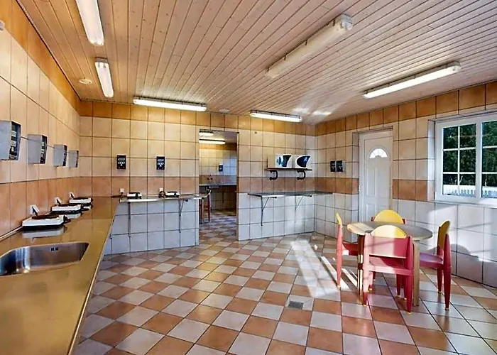 Charming Cabin In A Relaxing Camping Resort