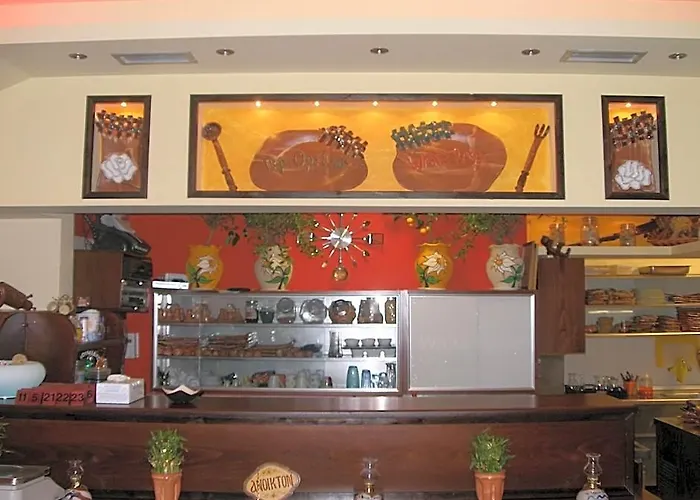 Hotel White Rose Beach