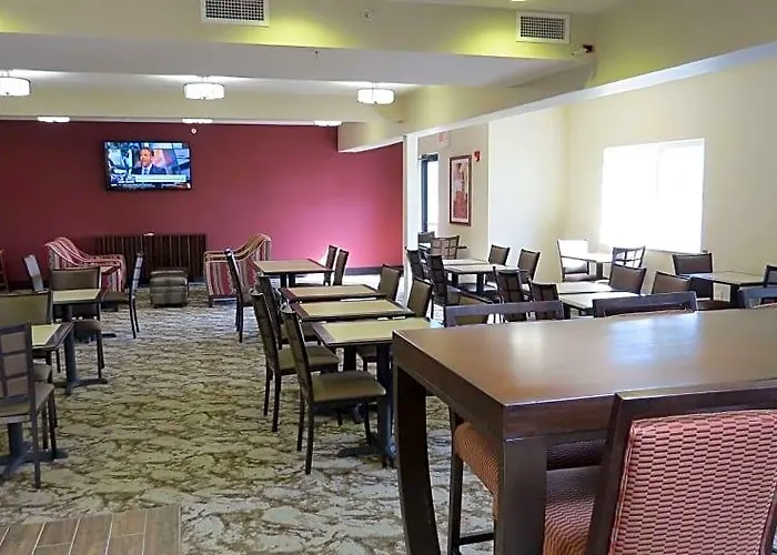 Days Inn By Wyndham Membury M4