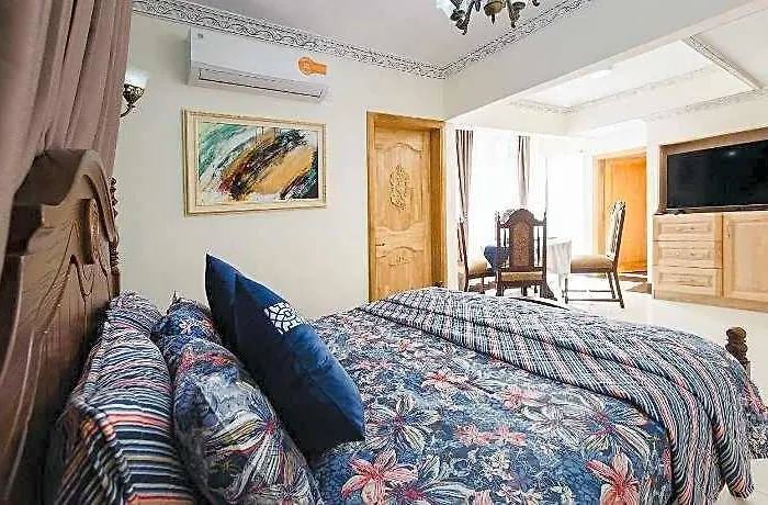Blue Rawal Tourist Residence