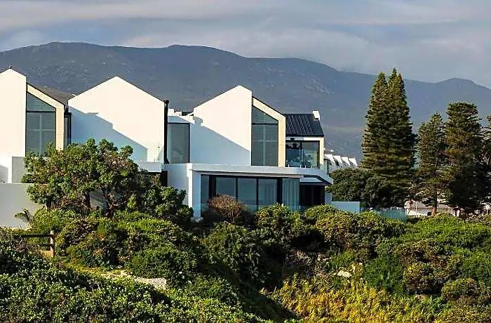 Boutique Ocean Views