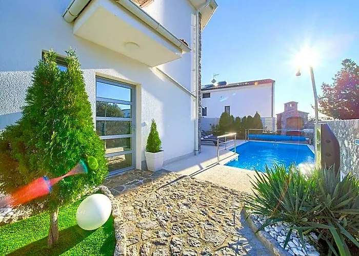 Miracle 2 Comfortable Holiday Residence