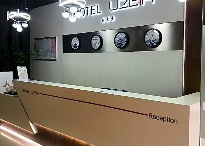 Hotel Uzeir