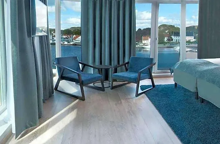 Mandal Hotel - Norway'S Southernmost Hotel