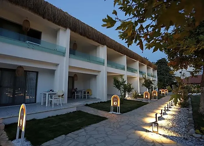 Glenn Hotel&Beach