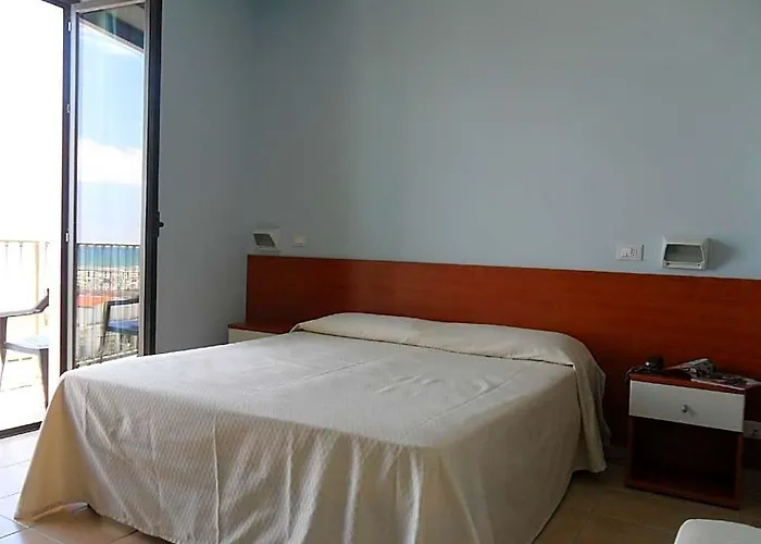 Hotel Ristorante Sole E Mare