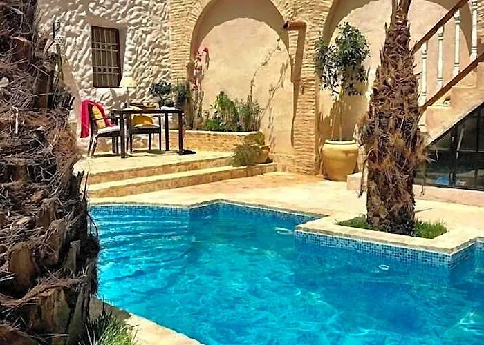 Riad Dar El Caid - Palais XIII Century