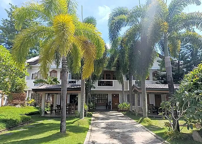 Baywalk Garden Pension House